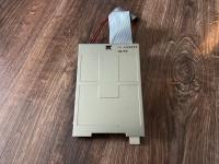 Красивый дисковод гибких дисков CHINON FB - 354 для Amiga 500