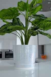 DONICZKA18 BIAŁA kwiaty nowoczesna połyskująca