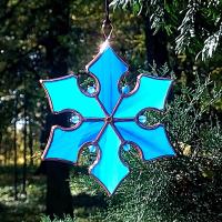 Śnieżynka ze szkła witrażowego