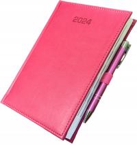 Книжный календарь ежедневник A5 ежедневный 2024 NOTE розовый с ручкой