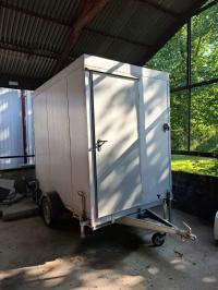 Przewoźne zaplecze budowy na przyczepie NEPTUN. Kontener Socjalny