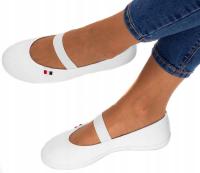 Balerina biała tkaninowa okrągły nosek wsuwana