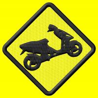 Naszywka uwaga skuter haftowana z termofolią