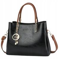 Torebka Damska CZARNA Brelok na Ramię Pasek do Ręki na Zamek Kuferek