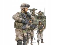 TRUMPETER 00424 - 1:35 Modern U.S. Army Armor Crewman & Infantry