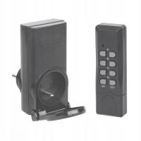 GNIAZDKO SIECIOWE 230V STEROWANE PILOTEM zewnętrzne INNE czarne z klapką