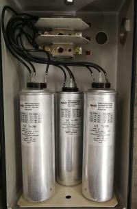 Шкаф с конденсаторами FRAKO LKT 12,1-440-D52