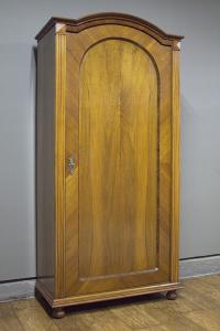 КРАСИВЫЙ ШКАФ LUDWIKOWSKA АНТИКВАРИАТ