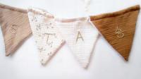 муслиновая гирлянда с именем, вышивка, треугольные флажки, имя / цвета
