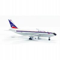 MODEL AIRBUS A310 DELTA AIRLINES
