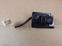 Mitsubishi Outlander камера с закрылками сзади 8781a163