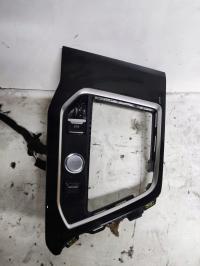 TUNEL RAMKA DEKORACYJNA PEUGEOT 3008 II 5008 ORYGINAŁ 9814866577 STAN