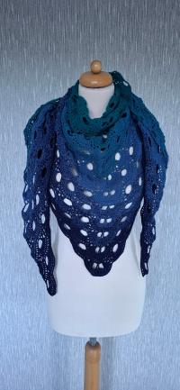 Chusta 210x85cm rękodzieło ombre virus