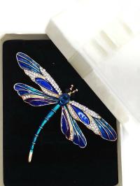 - % БРОШЬ СТРЕКОЗА СИНЯЯ ПОДАРОЧНАЯ КОРОБКА