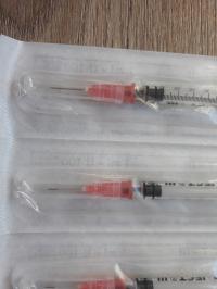 Strzykawka insulinowa 1 ml U-40 igła odłączana 0,4x13 mm - 1szt