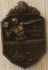 NSDAP 1925 AUSTRIA - CIEKAWA PRZYPINKA