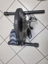 TRENAŻ WAHOO KICKR CORE