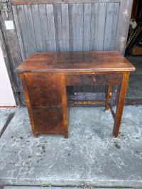 СТАРЫЙ СТОЛ В СТИЛЕ АР-ДЕКО