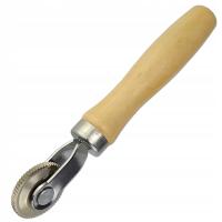 Ролик давления 4 мм для пластырей шин с деревянной ручкой и подшипником-Stix