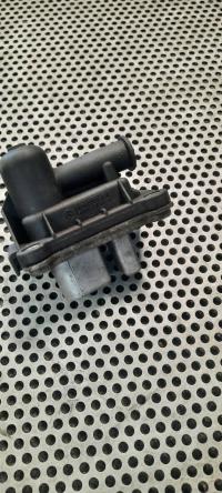 PODGRZEWACZ PALIWA 8200040110 MERCEDES