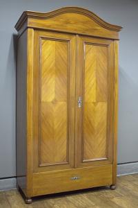 КРАСИВЫЙ ШКАФ LUDWIKOWSKA АНТИКВАРИАТ