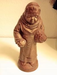 Винтажная деревянная фигурка монаха ручной работы с бочонком