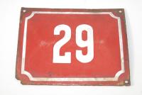 Stara czerwona tabliczka emaliowana na dom z numerem 29 unikat kolekcjoners