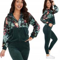 Komplet dresowy zielony welurowy rozpinany z kapturem