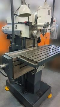 Фрезерный станок Avia FND 32TE без цифрового считывания