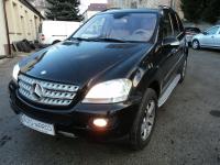 Mercedes ML 400 sprzedam ładnego ML z2007r 4.0