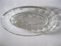 СТАРАЯ СТЕКЛЯННАЯ ВИТРИНА С РЫБОЙ-ЗУБКОВИЦЫ