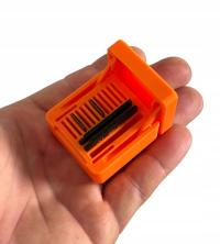 Mini skrzynka / organizer na karty microSD i SD – gadżeciarski, kompaktowy