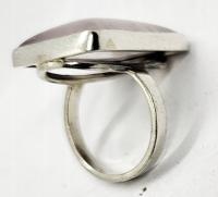 Wyjątkowy pierścionek z kwarcem różowym - vintage