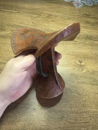 Tradycyjny afrykański drewniany zagłówek z Etiopii