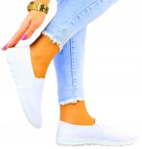 Белые эластичные кроссовки Женская обувь из лайкры