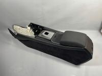 TUNEL ŚRODKOWY PODŁOKIETNIK KOMPLETNY LAND ROVER SPORT L550