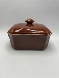 Naczynie ceramiczne brązowe kwadratowe z pokrywką do zapiekania