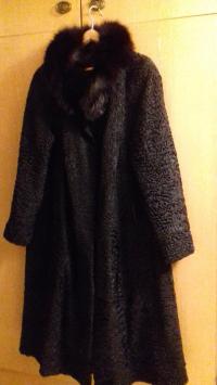 Płaszcz zimowy - karakuły