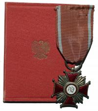 Srebrny Krzyż Zasługi z nadaniem 1958 porucznik