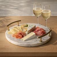 TACA MARMUROWA, biała ze złotymi uchwytami, patera, podstawka ø28 cm