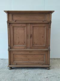 stara szafa zabytkowa antyczna drewniana antyk na tv ANTIKSTUDIO