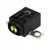 Awaria akumulatora Odłączenie bezpiecznika metalowego o długiej AW