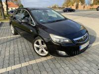 Opel Astra Zarejestrowany Klimatronic dwustrefowy