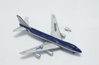 HERPA Boeing 747-200 Alitalia Baci skala 1:500