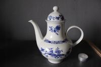 DZBANEK , WZÓR CEBULOWY, ILMENAU 24/152