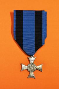 krzyż virtuti militari