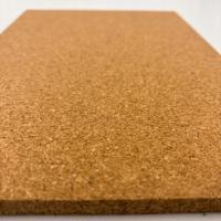 Płyta korkowa średnioziarnista 9x640x950mm – naturalna płyta do tablic