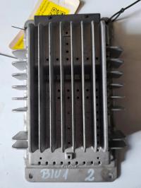 AUDI A4 WZMACNIACZ RADIA BOSE 8E5035223C