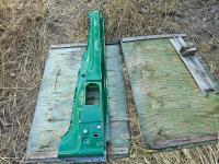 RENAULT TRAFIC II 2 VIVARO PRIMASTER 01-13 SŁUPEK LEWY ŚRODKOWY POSZYCIE