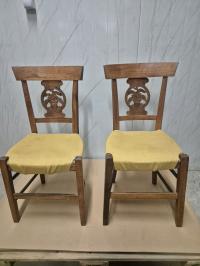 Krzesała rzeźbione stylowe 2 sztuki Francja antyki